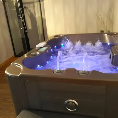 Bed & Breakfast Chambres D'Hotes Familiales Proche De Carcassonne Villardonnel