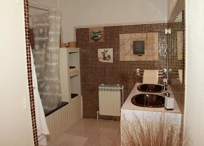 فندق مبيت وإفطار D'hotes Vue Panoramique Proche De Carcassonne 3*