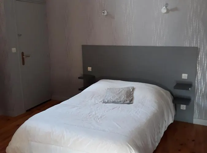 D'hotes Vue Panoramique Proche De Carcassonne فندق مبيت وإفطار
